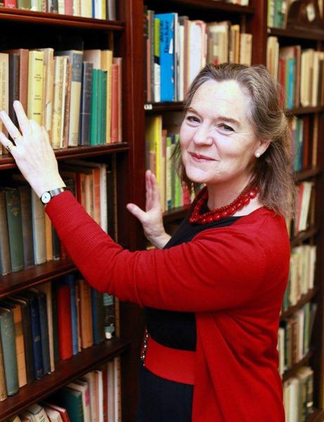 Dr Nicola Gordon-Bowe